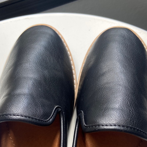 White Mountain Black Leather Slip-On Loafers - Picture 3 of 9